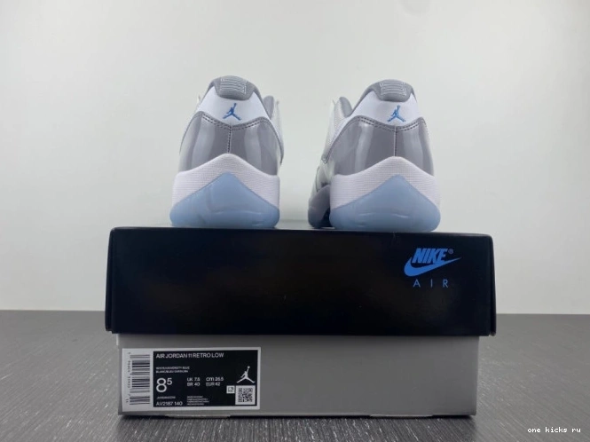 Chep Onekick Low Jordan Cement Air Grey AV2187-140 11 0711